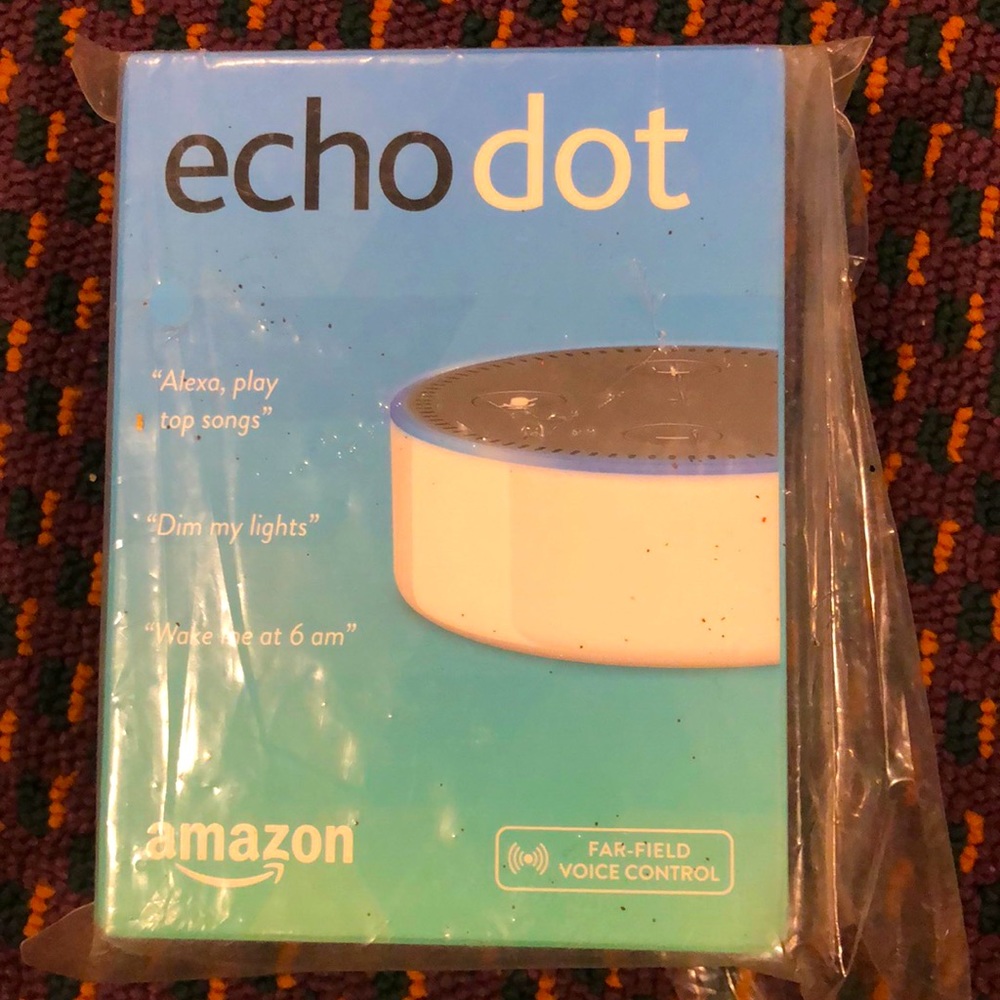 Amazon echo dot NWT never opened